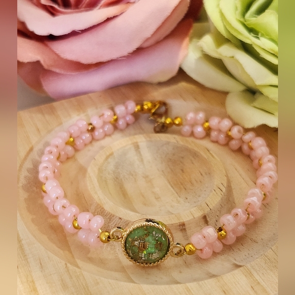 Wire bracelet - Picture 2 of 2